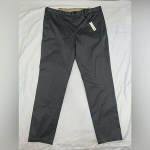 Banana Republic Men’s Rapid Movement Chino Pants 38x34 New With Tags